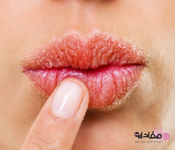 استفاده از اسکراب لب 654653412