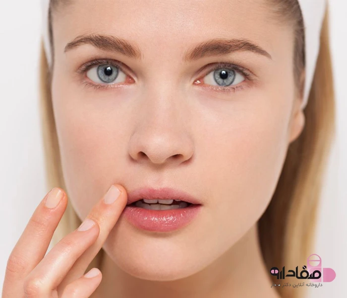 براقیت و نرم شدن لب ها 65165431