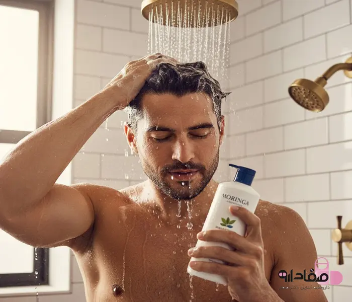 شستن مو با شوینده مورینگا 64654321